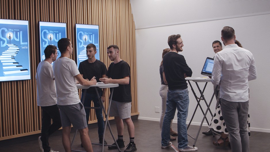 Membres du réseau Networking de Faction réunis lors d’un événement